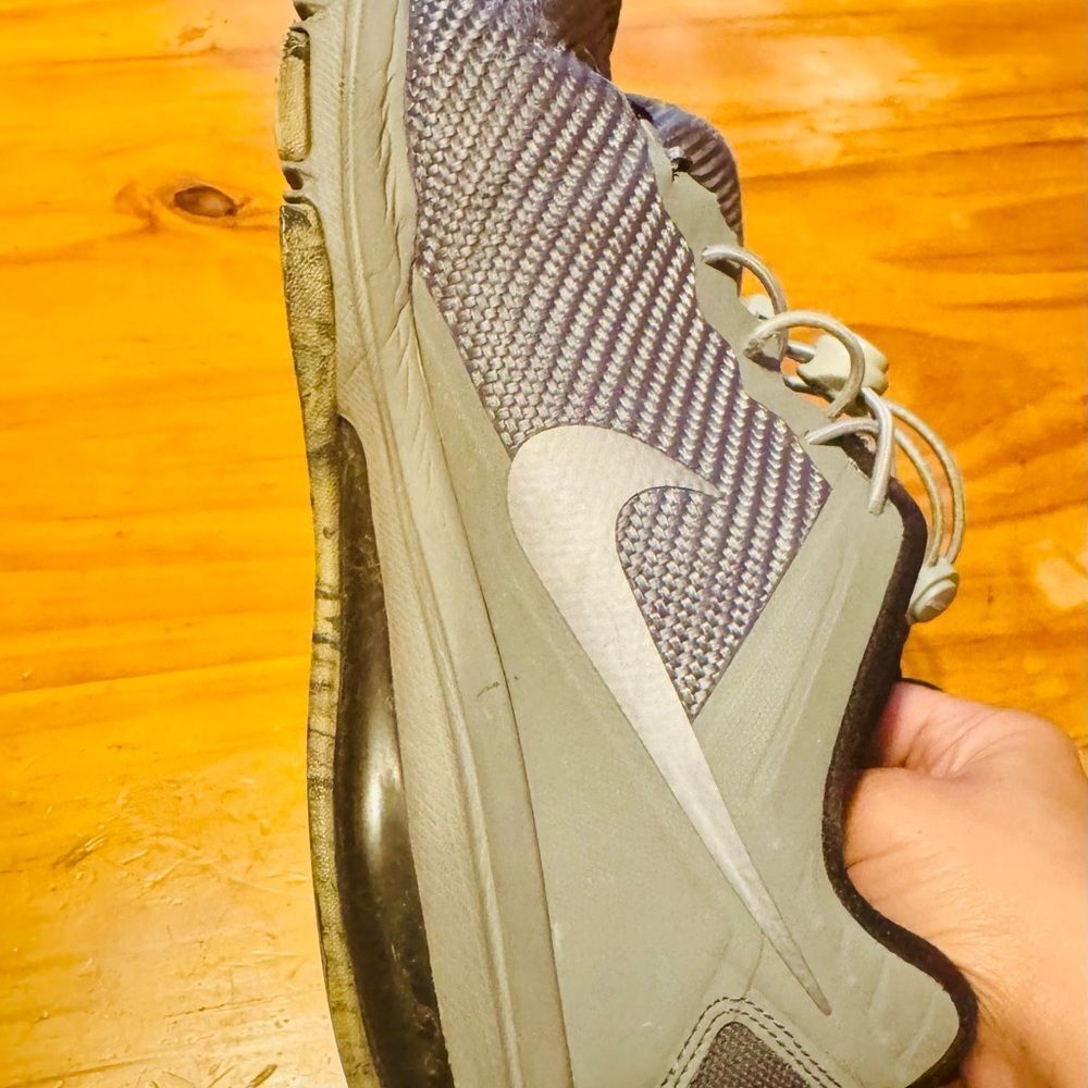 Nike Max Air Full Ride Training Mens Size 11.5
Cool Gray - Picture 4 of 11